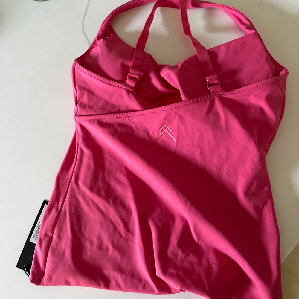 Worn once Oner Active Unified V-Neck Cross Back Vest size small in Velvet Pink